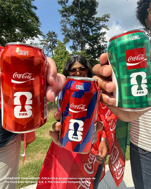 Cheers to all three host countries for advancing to the knockout round  🇨🇦🇺🇸🇲🇽

Ahorita vengo, estamos haciendo historia 🇲🇽

Ahorita vengo, estamos haciendo historia 🇲🇽

Three cheers for that 👏🇺🇸👏

Trois pays. Trois fois plus de raisons de célébrer 🇨🇦

Three’s a party 🎊