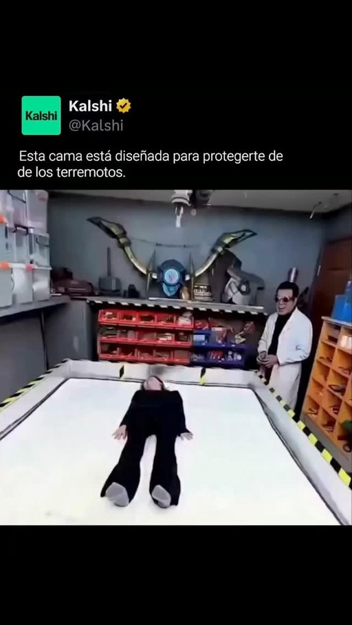 Diseñada para zonas sísmicas, esta cama conceptual detecta fuertes temblores mediante sensores y se convierte automáticamente en una cápsula protectora reforzada.

Para ayudar a sobrevivir tras un gran terremoto mientras llega el rescate, algunas versiones incluyen suministros esenciales (agua, comida, oxígeno, botiquín y energía de respaldo). Aunque no reemplaza la necesidad de edificios sismorresistentes, es una prueba de cómo la ingeniería inteligente aporta una capa extra de protección vital.

#kalshi #kalshiespañol