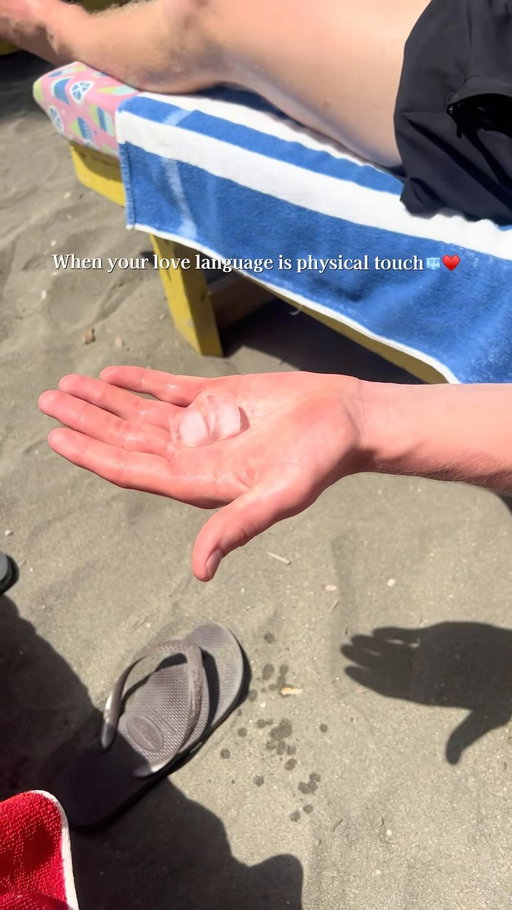 When it’s too hot to hold hands haha

Follow @katjaantonsen_ (katjaaarhusantonsen on TikTok)—posted with permission 🫶

#cruxcompatible #dating #relationships