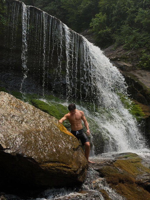 Waterfalls frogs and things