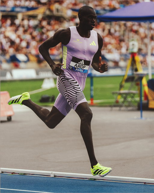 DOMINANT WORLD LEAD 😤 

@marco_arop ran a world-leading 1:41.81 at the diamond leagues men’s 800m @meetingparis 💎

Reminded us a lot how @rudisha800m used to run, do you think the long lasting world record is in danger? 

runningdeservesmore | Marco Arop | DL Paris