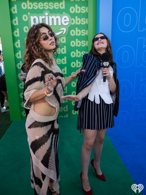 We’re COMPLETELY OBSESSED with this friendship, the fashion, EVERYTHING! 😍💖🙌🏼 @offcampusonprime for life!

#offcampus #ellabright #mikaabdalla #hannahwells #alliehayes