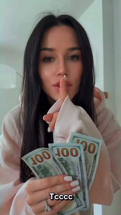 🎉 РОЗІГРАШ $300 або 14тисяч гривень + ЩОДЕННІ ГРОШОВІ ПОДАРУНКИ! 💸

Так, ви все правильно прочитали! 😍

Я дарую $300 одному переможцю, а також протягом 7 днів щодня буду обирати одну активну людину та надсилати грошовий подарунок “на каву” ☕💵

✨ Як взяти участь?

✅ Підпишіться на мене.
✅ Підпишіться на всіх моїх спонсорів.
✅ Поставте ❤️ цьому Reels.
✅ Напишіть будь-який коментар (або відмітьте друзів — це збільшує активність).

🎁 Бонус!

Протягом наступних 7 днів я щодня випадковим чином обиратиму одного активного учасника, який отримає грошовий подарунок “на каву” ☕💵.

Ваша активність має значення:
❤️ Лайки
💬 Коментарі
👀 Перегляди Stories

Чим активніші ви будете, тим більше шансів отримати подарунок!

🍀 Бажаю всім удачі! Не забудьте поділитися цим Reels із друзями — нехай теж спробують свою удачу!

📢 Переможця головного призу та щоденних подарунків оголошуватиму в Stories.

#giveaway #instagramgiveaway #cashgiveaway #winmoney #moneygiveaway 

⚠️ Цей розіграш не спонсорується, не підтримується та не адмініструється Instagram. Беручи участь, ви підтверджуєте, що звільняєте Instagram від будь-якої відповідальності, пов’язаної з проведенням цього розіграшу.