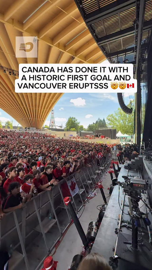 FIRST MENS WORLD CUP KNOCKOUT GOAL FOR CANADA 🇨🇦⚽️

🎥 @thekennyho 

#fifa #worldcup2026 #canadasoccer #vancouver #losangeles