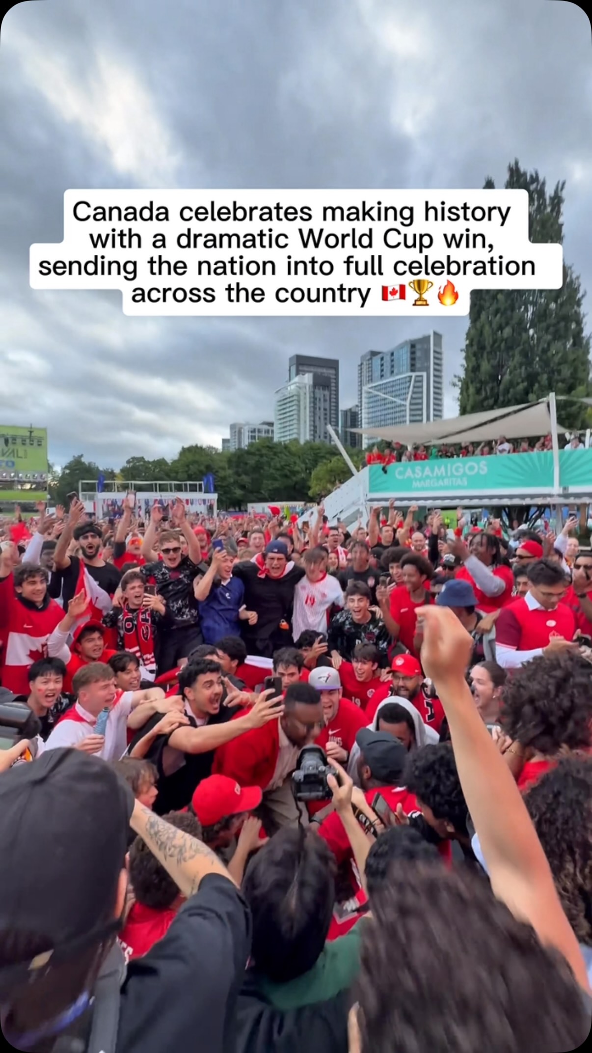 Canada celebrates history after a 1–0 win over South Africa, with a late goal sending them through and sparking celebrations across the country 🇨🇦⚽🔥

#CanadaSoccer #WorldCup2026 #SouthAfrica #SoccerHighlights #Toronto