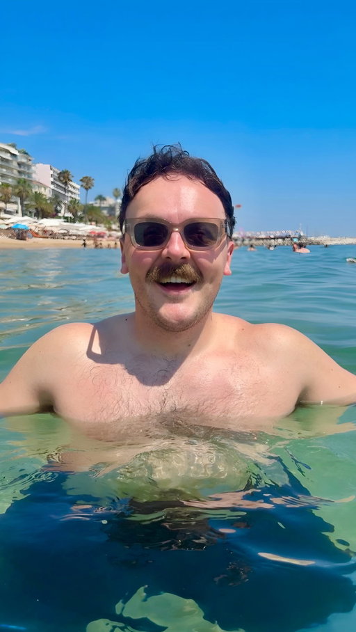 When the water exposes your hairline 🌊🫪

Followed by the walk of shame back to the sun-lounger, now 90% balder and picking my wet swimming trunks out of my private parts.

Cast in order of appearance…
My girlfriend: @ Idontknowhowimanagediteither
Handsome Balding Male: @samcforth
Background Seagull: @ Seagull

Send to a fellow recedeKING 💌 
#Receding #Hairline #Comedy #Holiday #Relatable