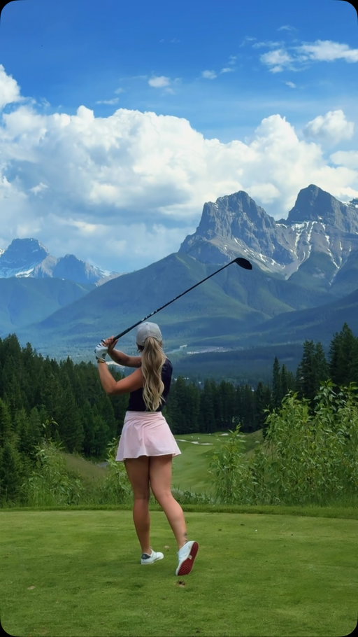 Feeling like I’m in Jurassic world with this view ⛳️ 

Anywhoooo, @fullwedge for the perfect women’s golf polo always