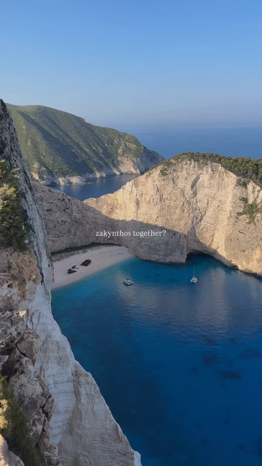 This is your sign to add zakynthos to your bucketlist🇬🇷

Last summer we headed to Greece for our @ugcinnercircle community trip and had the best time!!

Dreaming of going back to Zakynthos again 😍