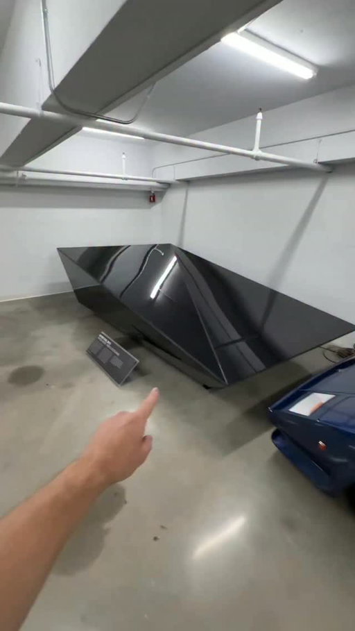 These cars are super weird 

#cars #weird #supercar