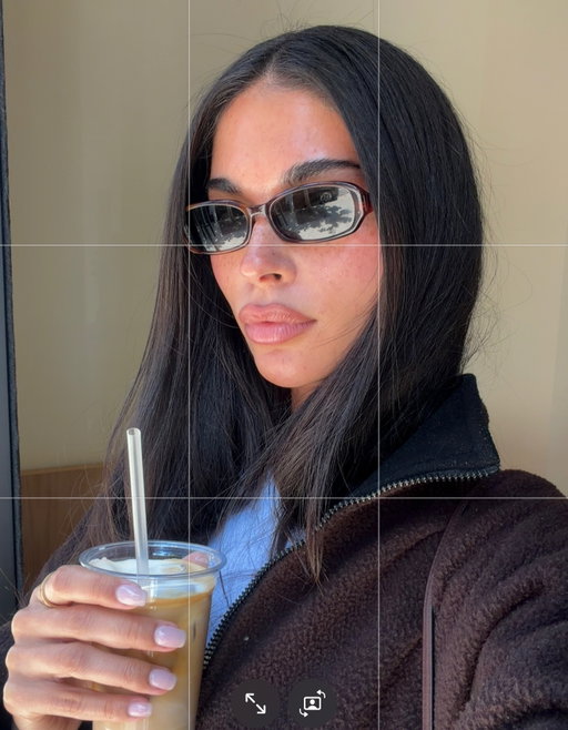 WHAT A WEEK (a long dump) 

I JUST ORDERED MY OWN JUICE 

12h flight with no wifi :@@@

I’ll have 10 D.Y.S pls

🧡🍀🥕

my perfect lash lift by @asiasalon 

fam is growing 

a very needed facial 

perfect 

go 🇸🇪

this healed something in me @arianagrande 

🧈

morning at @alo 

happi girl 

my perfect coffee 

D.Y.S