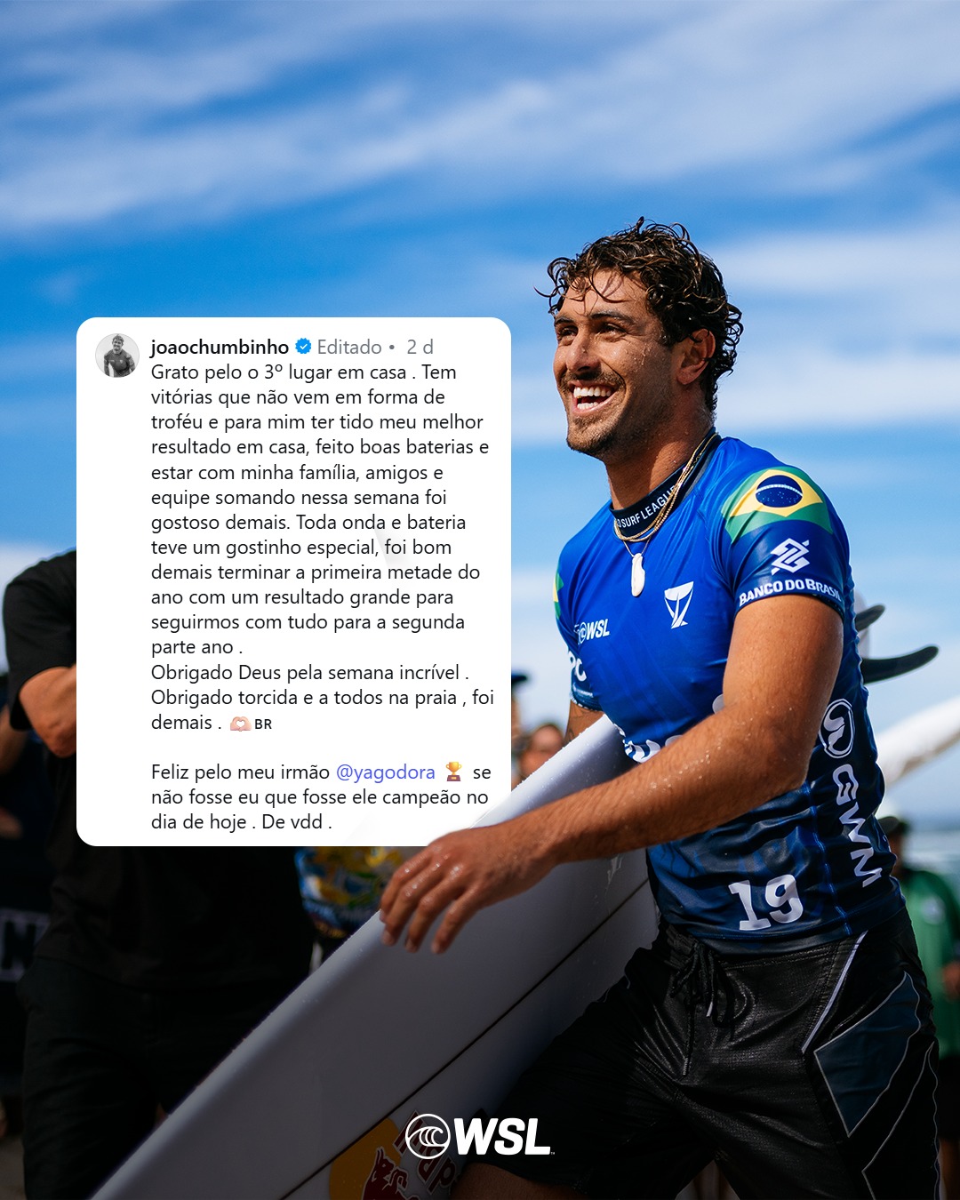 "Tem vitórias que não vem em forma de troféu..." 🇧🇷

O @joaochumbinho​ deu o nome em cada bateria, garantiu um pódio lindo em casa e ainda deixou aquele recado de respeito máximo pro campeão @yagodora​ . Essa união da Brazilian Storm é irada demais! 

BORA PRA CIMAAA! 🔥

#WSLBrasil