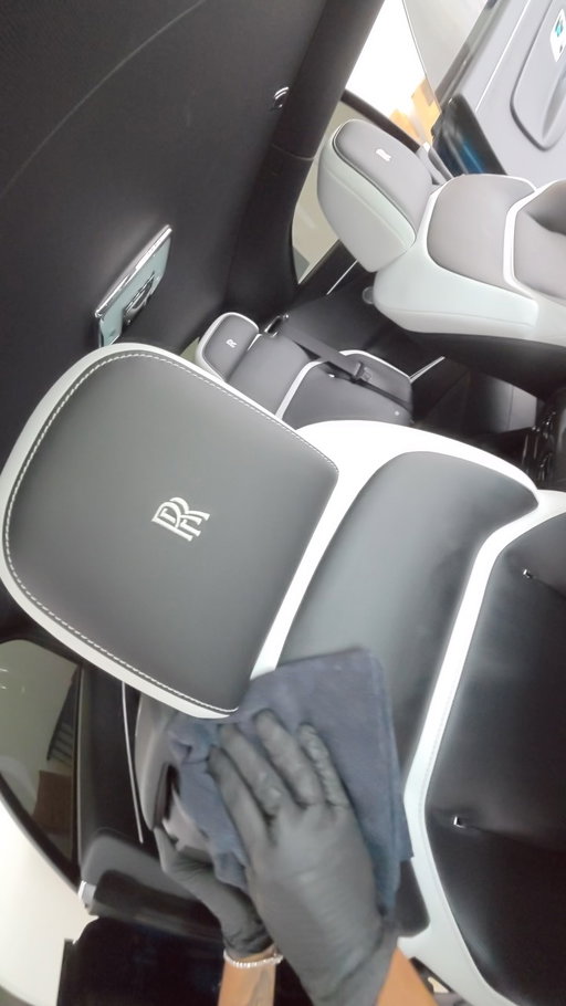 POV: It’s always something new with your clients 😂

Looking for a mobile detailing servicing Palm Beaxh County? Check out our page! Licensed, insured, 5-Star, and trusted by the most exotic car owners in the county.

#detailing #cardetailing #autodetailing #exoticcars #rollsroyce