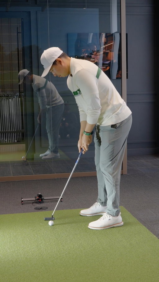 @samheungmin.golf found his way to the right putter. Hopefully with a little less hang time from here.