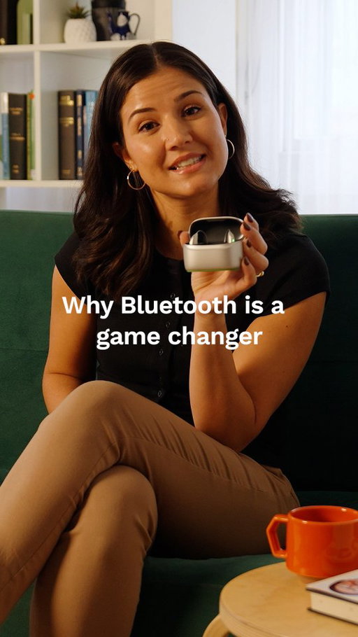Bluetooth-enabled hearing aids make everyday listening simpler 📱🎧 

From phone calls to music and TV, they provide clearer and more direct sound straight to your ears, helping reduce the impact of background noise and removing the need for extra devices.

ID: Connect Hearing Audiologist Chloe shows the bluetooth-enabled Phonak Audéo Infinio hearing aids.