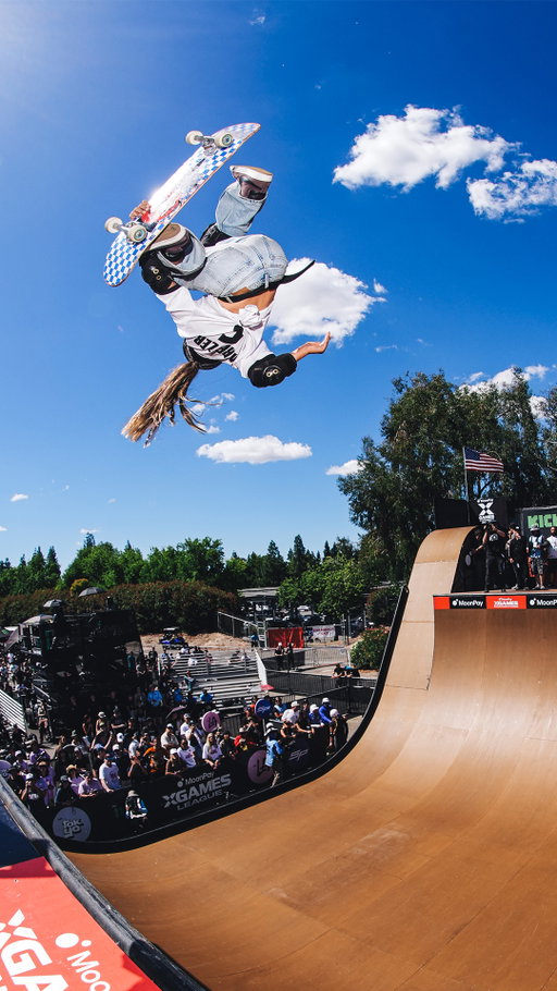 The women’s winner of the MoonPay Never Been Done Award goes to… @mia_kretzer! 🏆🏆🏆

Her 1-foot McTwist during @moonpay Women’s Vert Best Trick earned her a second gold medal, and $10,000 in crypto.