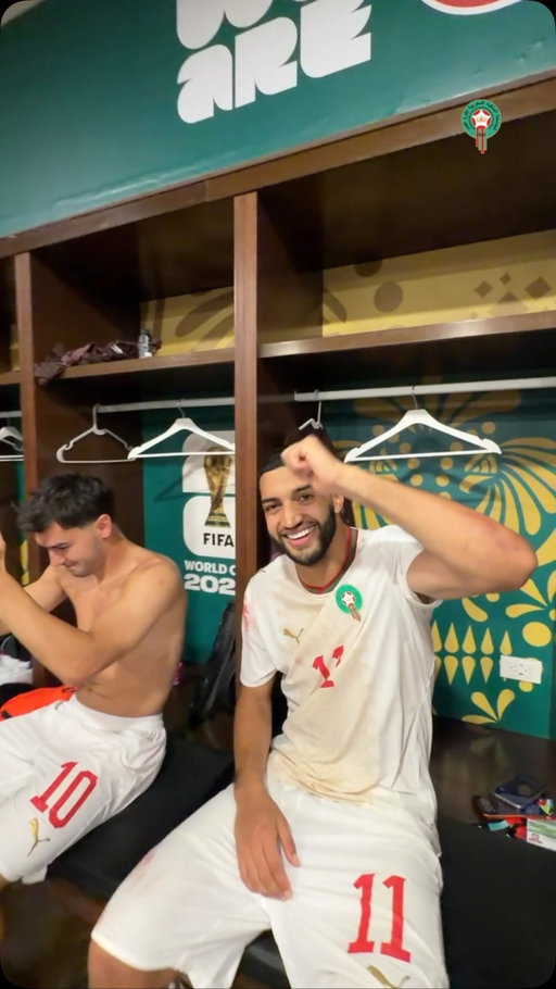فرحة التأهل من قلب غرفة الملابس! 🇲🇦❤️

Special moments in the dressing room after qualification! 🤩

#DimaMaghrib  #FIFAWorldCup