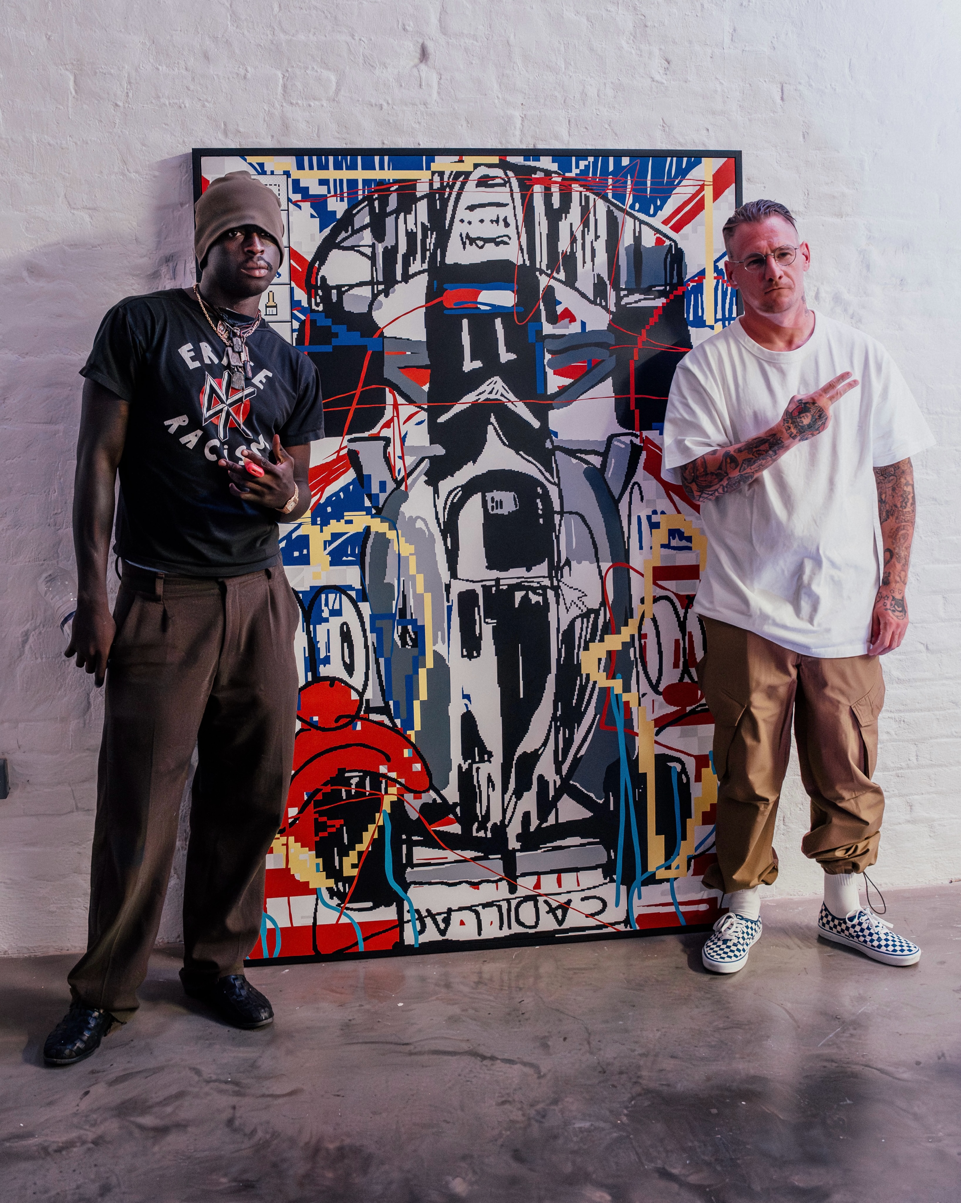 Off the grid and on the walls 🙌

@_oditi hosted the ultimate gallery night to show off our Race Week poster collection so far and celebrate what @olaoluslawn x @opake_art created for the Silverstone Grand Prix.