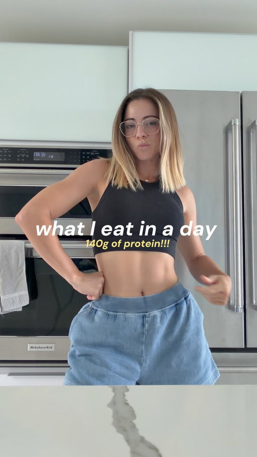 Ad | if you struggle to hit protein, this is for you 🤭 Full day of eating + how I track it all 👀 Free trial to track is in my bio!! #nutracheck #ad