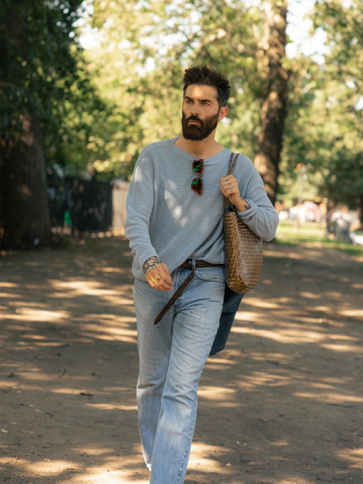 $30 jeans may have never looked better. Grabbed these Levi’s 517s recently at the L Train Vintage near my apartment and they’ve quickly cemented their presence as my favorite daily denims. I usually only wear the 505 but I decided it was finally time to hit the bootcut, even if I ain’t wearing boots in this heat.

I’m wearing a lot of tonal combos at the minute & baby blue is my color for the entire summer. Got tons of fits to get off, this is the first of many!