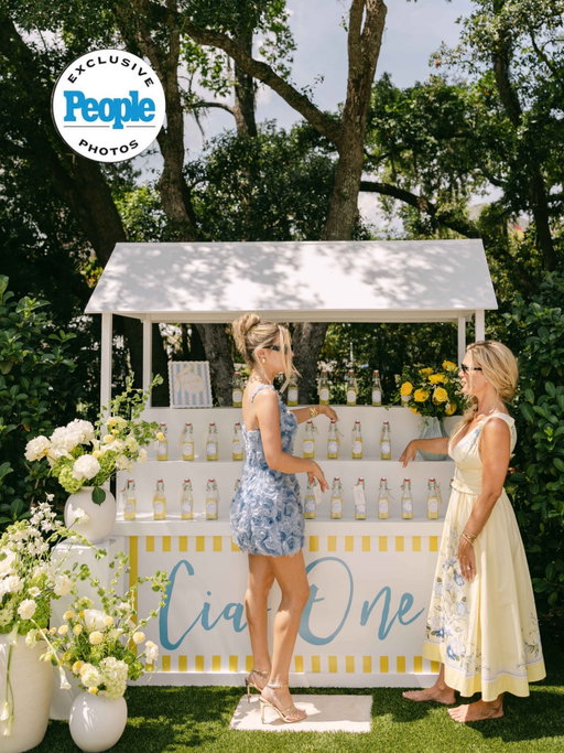La Dolce Teddi 🍋 It was so amazing to collaborate with one of my favorite people on such a sweet day! Thank you @madisonlecroy and @minted for having me be a part of Teddi’s first birthday. Honored to see it featured in @people 🩵 Check out my story for the full feature.

#eventplanner #privateeventplanner #charleston #charlestoneventplanner #birthday