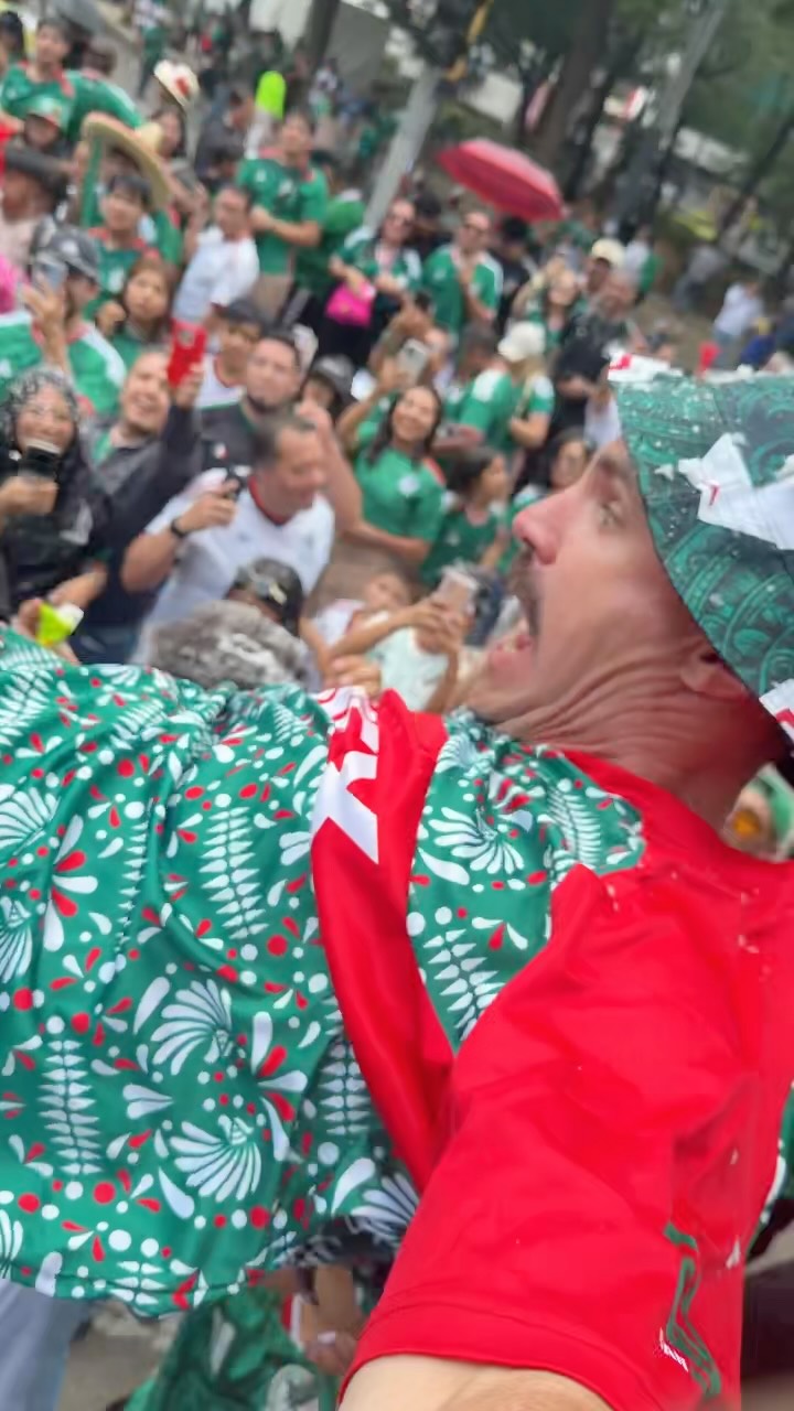 @thewontondon and @nickysmokes are boots on the ground in Mexico City for #mexico vs #ecuador. Can’t beat this atmosphere!