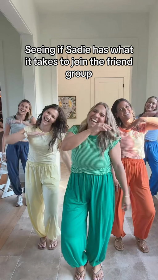 I think she passed 😍🤣

#friends #southernmomvault #dance