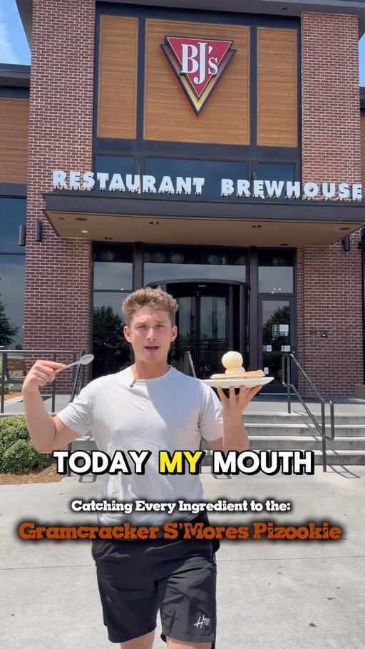 Catching every ingredient of the new Graham Cracker S’mores Pizookie🍫🍪😂 #trickshots #game #competition #funny #bjsrestaurantspartner
