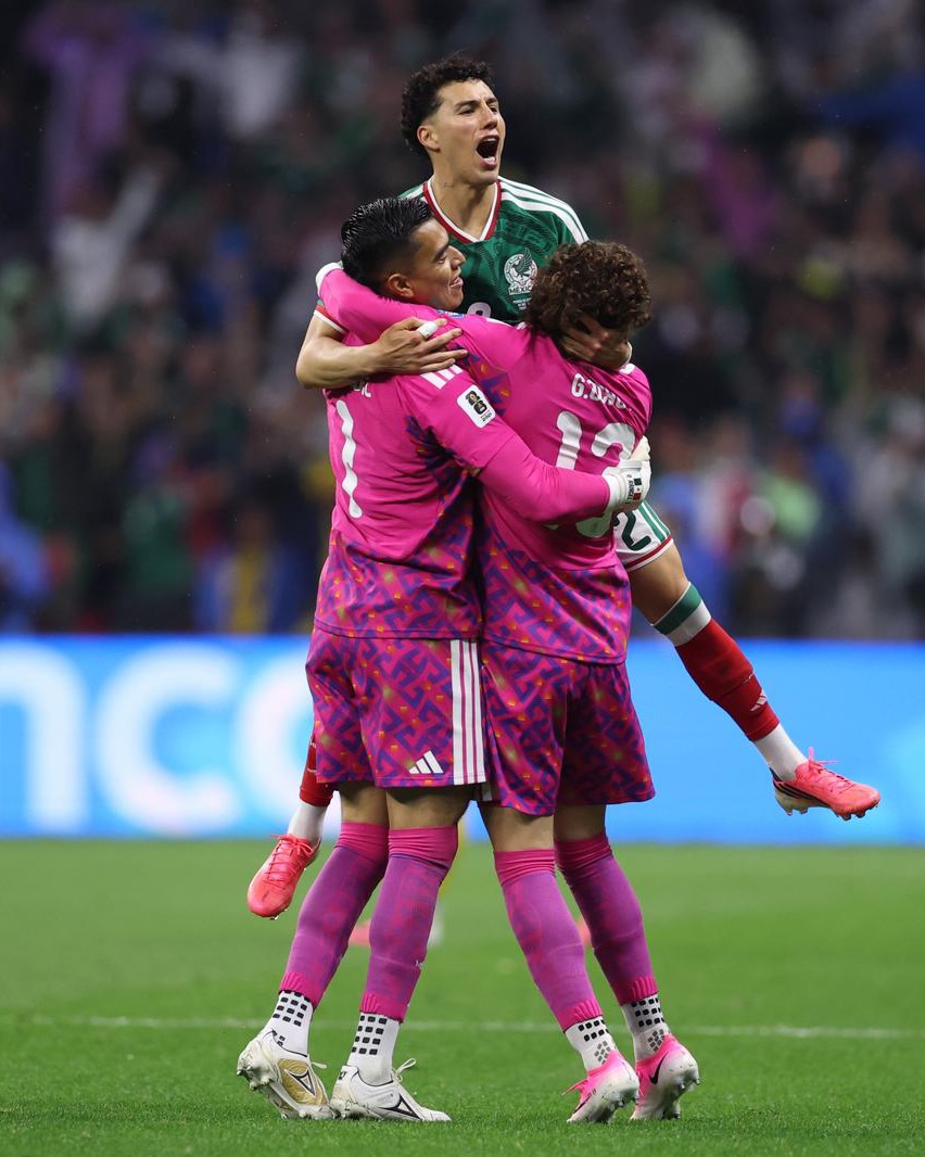 Another co-host books their ticket into the Round of 16! 🎟️

Mexico have secured their second-ever @FIFAWorldCup knockout stage victory, 40 years on from their first in 1986, which was also at Mexico City Stadium 🇲🇽
