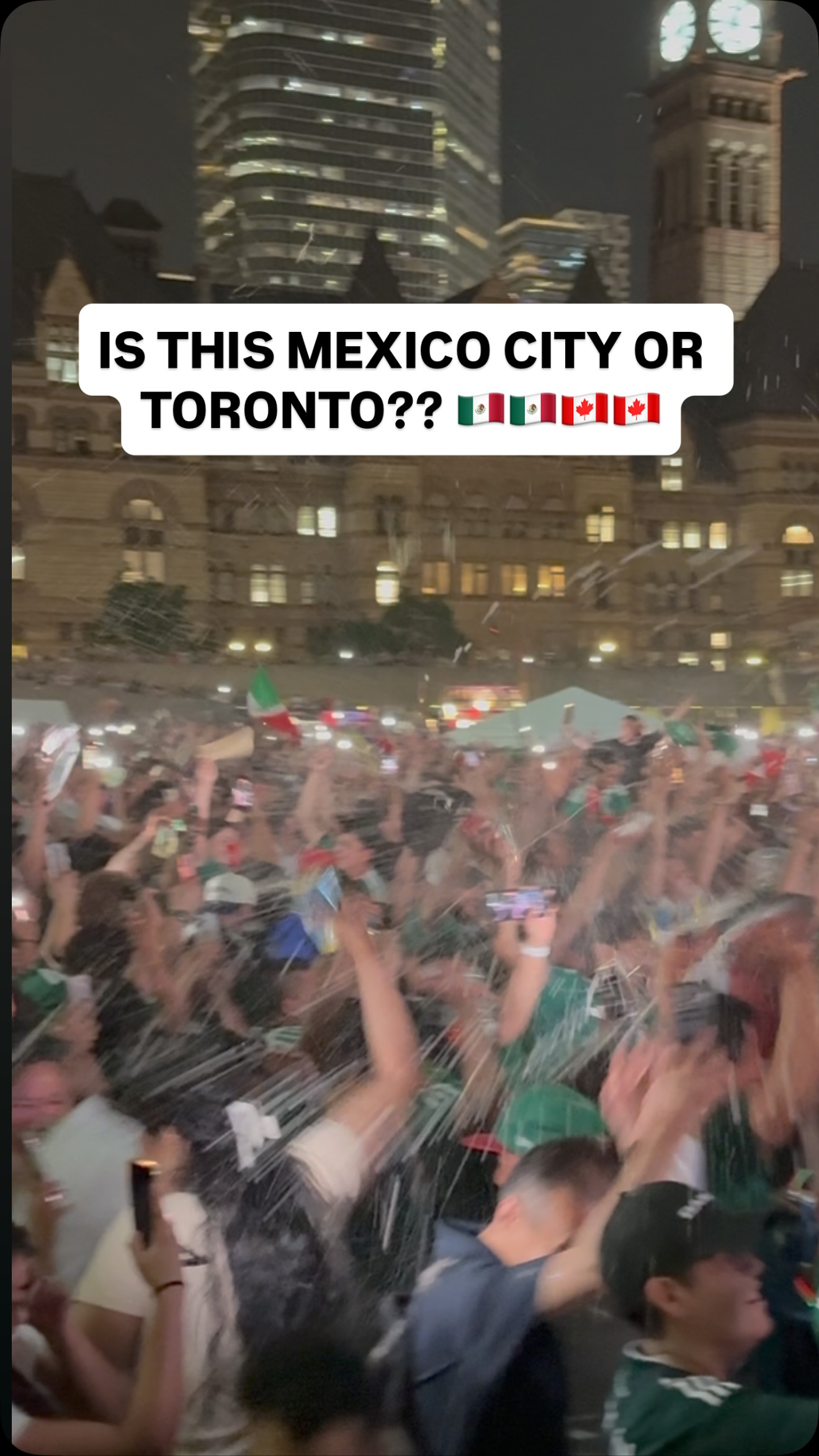 INSANE SCENES AT NATHAN PHILLIPS SQUARE AS TORONTO BECOMES MEXICO CITY FOR THE NIGHT 

#worldcup #fifaworldcup #mexico #toronto #eltri