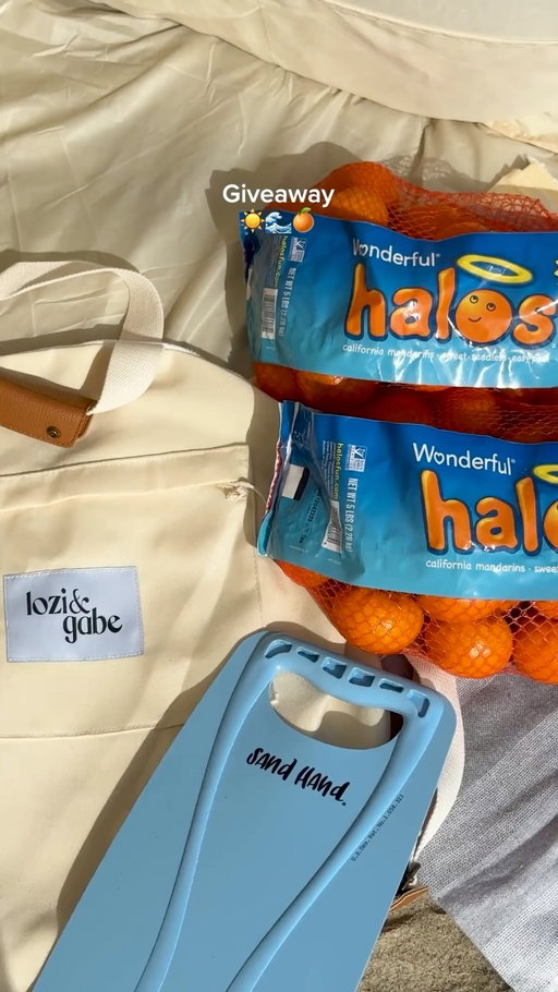🌊☀️ Summer Giveaway 🌊☀️
We’ve teamed up with @loziandgabe and @beach_puddle to bring you a fun summer giveaway featuring a bundle of snacks and beach essentials the whole family will love! ☀️🏖️ Enter below for your chance to win ⤵️
 
🧡 Two 5 lb bags of Wonderful Halos
✨ One Wonderful Halos Coloring Book
🧡 One Wonderful Halos Crayon Set
✨ One Lozi & Gabe Pop-Up Tent
🧡 One Beach Puddle
✨ One Beach Puddle Sand Hand

Here’s How to Enter:
1. Like this post
2. Follow @halosfun, @loziandgabe, and @beach_puddle
3. Tag a friend who loves a beach day!
 
No purchase necessary. Must be 18+ and legal U.S. resident. Giveaway ends Wednesday, July 8, 2026 at 11:59 pm PST. One winner will be chosen at random and contacted via direct message from @halosfun. Sweepstakes is in no way sponsored, endorsed or administered by, or associated with, Instagram. Subject to full official rules: https://bit.ly/4eyVNjm. We will never send a friend request, ask for additional registrations, or request credit card information. Any communication will come directly from @halosfun Instagram accounts only.