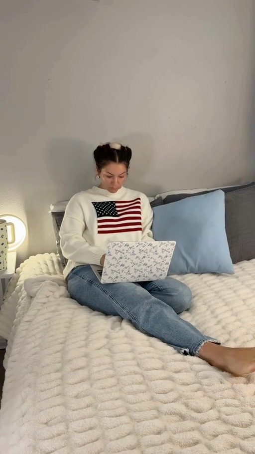 #ad Since becoming a full-time content creator, I’ve been focused on building more freedom and long-term security in my life
I recently started using @aceableagent and I love how flexible and easy it is to fit into my daily routine. If you’ve been thinking about real estate, this is your sign 00
Sign up today and save 20% off with code BROOKE.
#aceableagent #realestate #realtorlife
