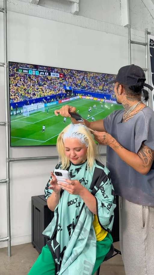 Toooo invested in the game🇧🇷💀 hair by @bescene & @stylesxdanii 💛