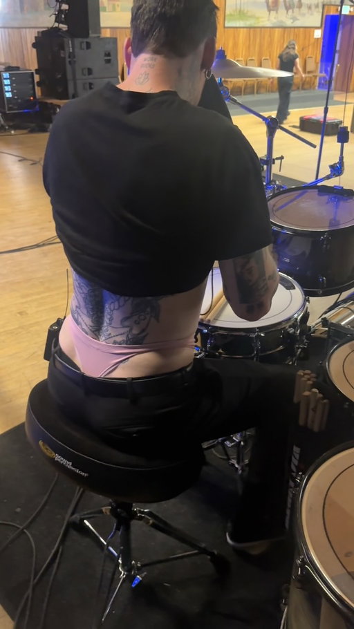 soundcheck? soundcheeks.