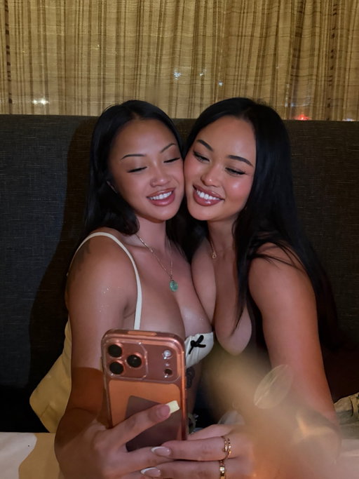 How it be when my girls are in LA 😇
