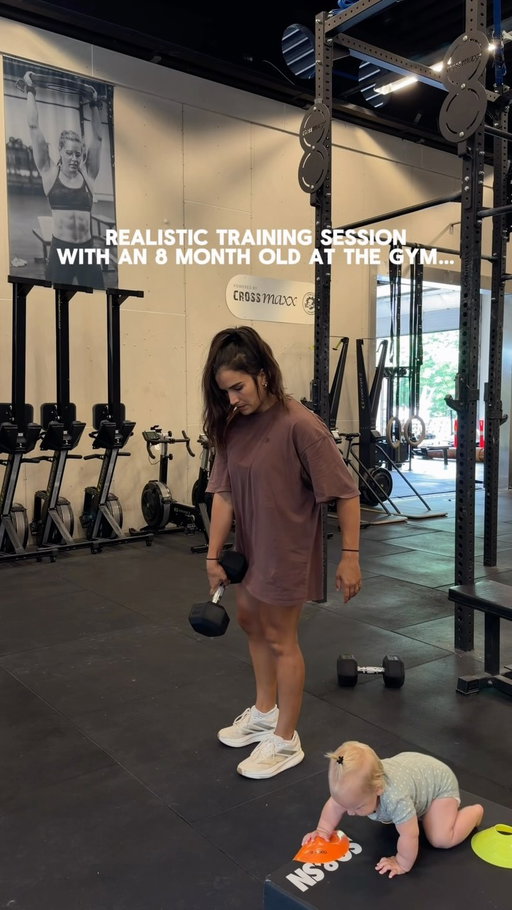 It’s not perfect… Just here trying to MOVE the body and if that means cutting some sets so I get to bring my baby girl to the gym it will all be okay. 😂 Want a realistic program you can follow daily with kids? Comment GROWN STRONG to try 7 days free. ⬇️

@grownstrong