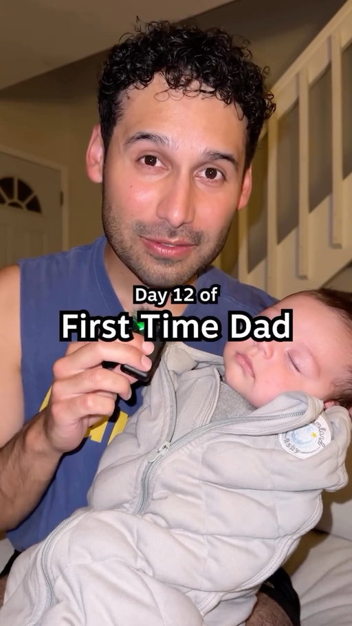 How to bottle feed a newborn (DAY 12) 👶🏽🍼

#newdad #firsttimeparents #newmom #newborns #tutorial
