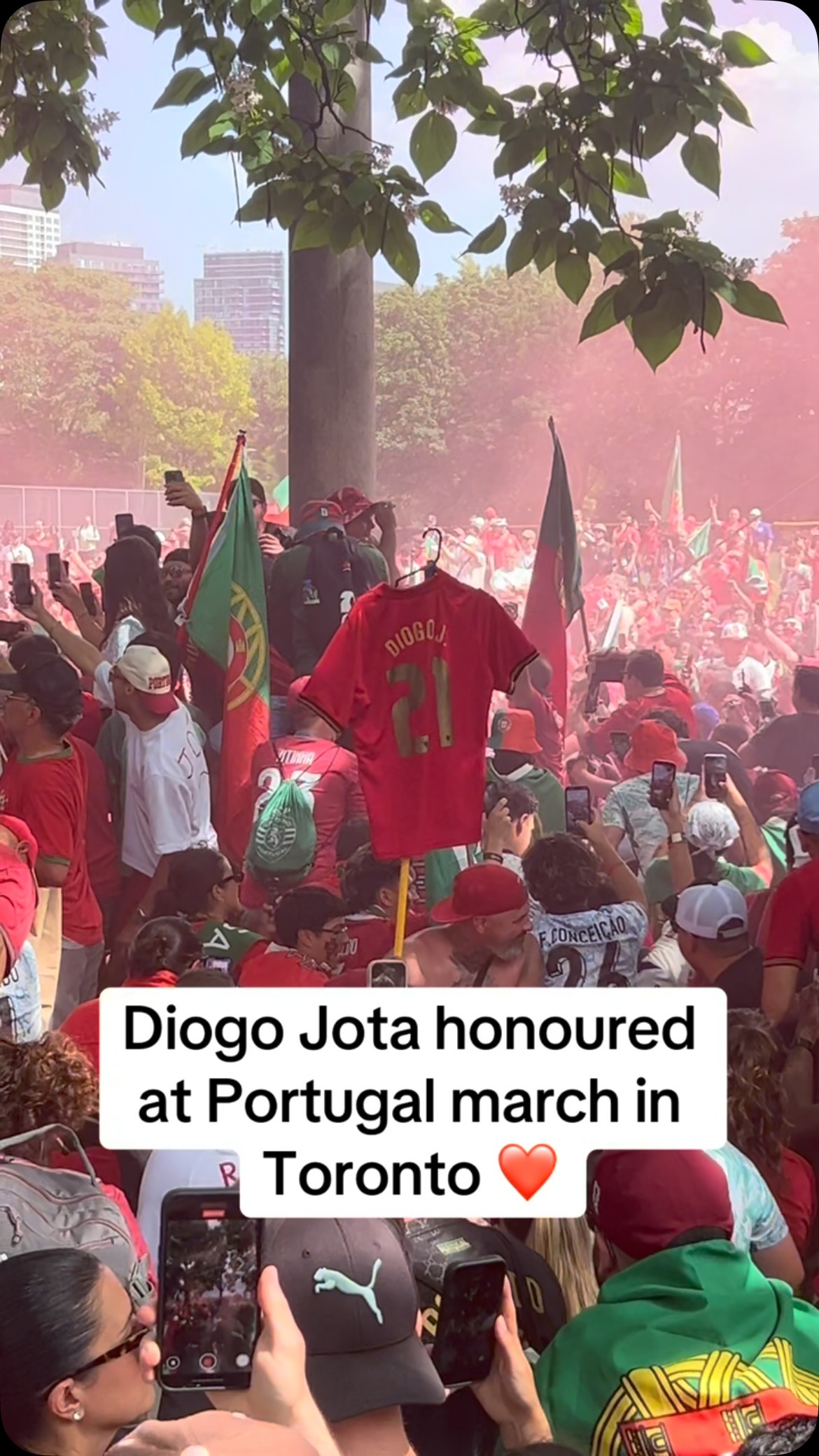 This fan made sure to honour the late Diogo Jota ahead of Portugal-Croatia 🙌❤️ #FIFAWorldCup