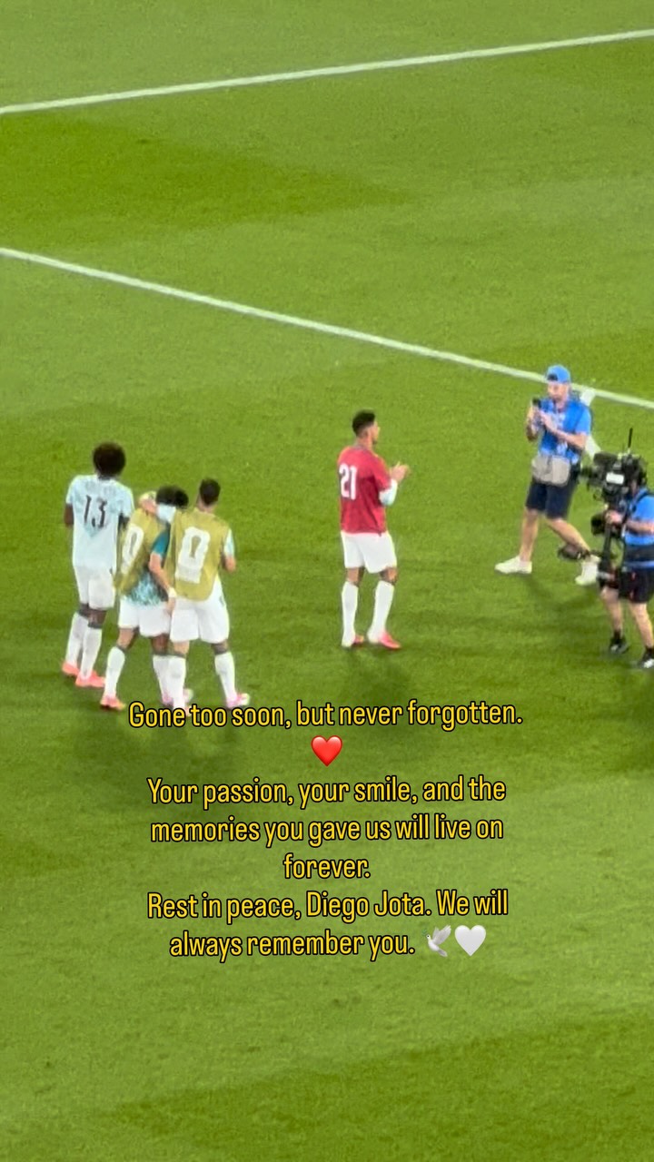 Tonight wasn’t just about football.

The Portugal team walked onto the pitch carrying more than their dreams! they carried the memory of Diogo Jota. 🇵🇹🕊️

A moment of silence. Heavy hearts. One family united in grief.

Some legends leave the game, but they never leave our hearts.

Rest in peace, Diogo Jota. Portugal plays on for you. ❤️
#DiogoJota #NeverForgotten #Portugal #fifaworldcup #toronto