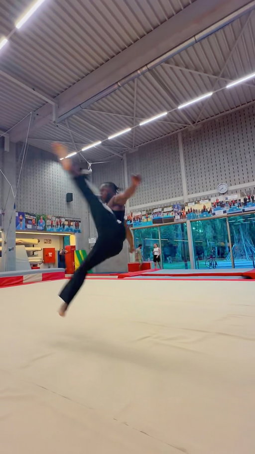 Classic shit is coming back… with a whole new level of power. ⏳🔥

#tricking #tricker #trickingworld #trickingcommunity #gainers cork doublecork triplecork martialarts acrobatics flips freerunning parkour movement explosive athlete power flow comeback trainhard motivation musclememory progress nextlevel redjemassino🔥