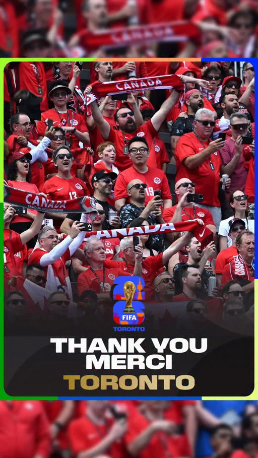 Toronto - thank you! 🇨🇦🤗

A spectacular opening ceremony and 🇨🇦 @canmnt’s first-ever FIFA World Cup match and point on home soil set the tone for six wonderful games watched by 258,088 fans. 

@fwc26toronto witnessed multiple records, including 🇵🇹 @cristiano becoming the oldest player to score in @fifaworldcup knockouts and 🇭🇷 @lukamodric10 notching up his 200th international appearance for @hns_cff. If that wasn’t enough then an incredible Round of 32 game provided a fitting end to proceedings in this beautiful Host City. 👏

Toronto – merci ! 🇨🇦🤗

Une cérémonie d’ouverture spectaculaire, ainsi que le tout premier match et le premier point de l’équipe masculine du Canada 🇨🇦 en Coupe du Monde de la FIFA à domicile, ont donné le ton à six magnifiques rencontres suivies par 258 088 spectateurs.

Toronto a été le théâtre de plusieurs records, notamment lorsque Cristiano Ronaldo🇵🇹 est devenu le joueur le plus âgé à marquer lors de la phase à élimination directe de la Coupe du Monde de la FIFA, et lorsque Luka Modrić🇭🇷 a fêté sa 200ᵉ sélection avec la Croatie. Et comme si cela ne suffisait pas, un incroyable match des seizièmes de finale est venu conclure en beauté les festivités dans cette magnifique ville hôte. 👏

#FootballUnitesTheWorld
