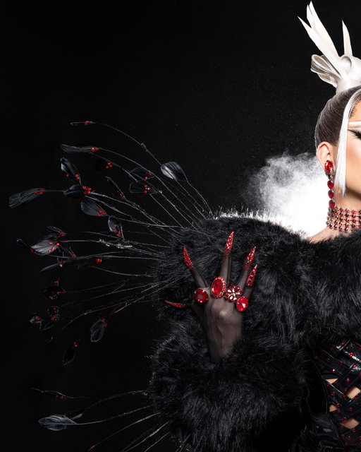 SHE’S A WILDCARD! 💋✨

Shot and Edit by: @scottykirbyphoto 
Fit: @hurstxhurst x @thedragstop_ 
Hair: @wigsbyhassoon 
Jewelry: @ampedaccessories x @madeforaqueen 
Nails: @uniquenailsbybrie 
Lip: @fentybeauty 

Assisted by:
@itszacphx 
@mynxqueen 
@nbmardis
