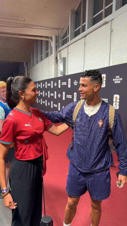 No way it happened again! 🥺 After years of trying to meet Ronaldo, I really can't believe I met him twice in 2 weeks! Actually I don't know what to say, will never take moments like this for granted. I now followed Ronaldo at Madrid, at Manchester, at Juventus, at Al Nassr, at the Euros, and finally, I can see him play and score goals at the World Cup. Thank you all for everything, really! A few years ago, I could only dream of this. As Ronaldo says: work hard & never give up!! Siuuuuuu 🐐❤️ Shoutout @youtube for the access 🙌 - advertising #fifaworldcup