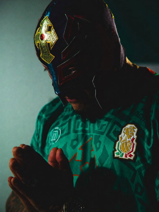 Se Viene algo GRANDE junto a @mundialmag y 
Rey Mysterio vs La Oscuridad….. 🇲🇽

5 de Julio • 11 AM EST

Esto es México, Cabrones!!