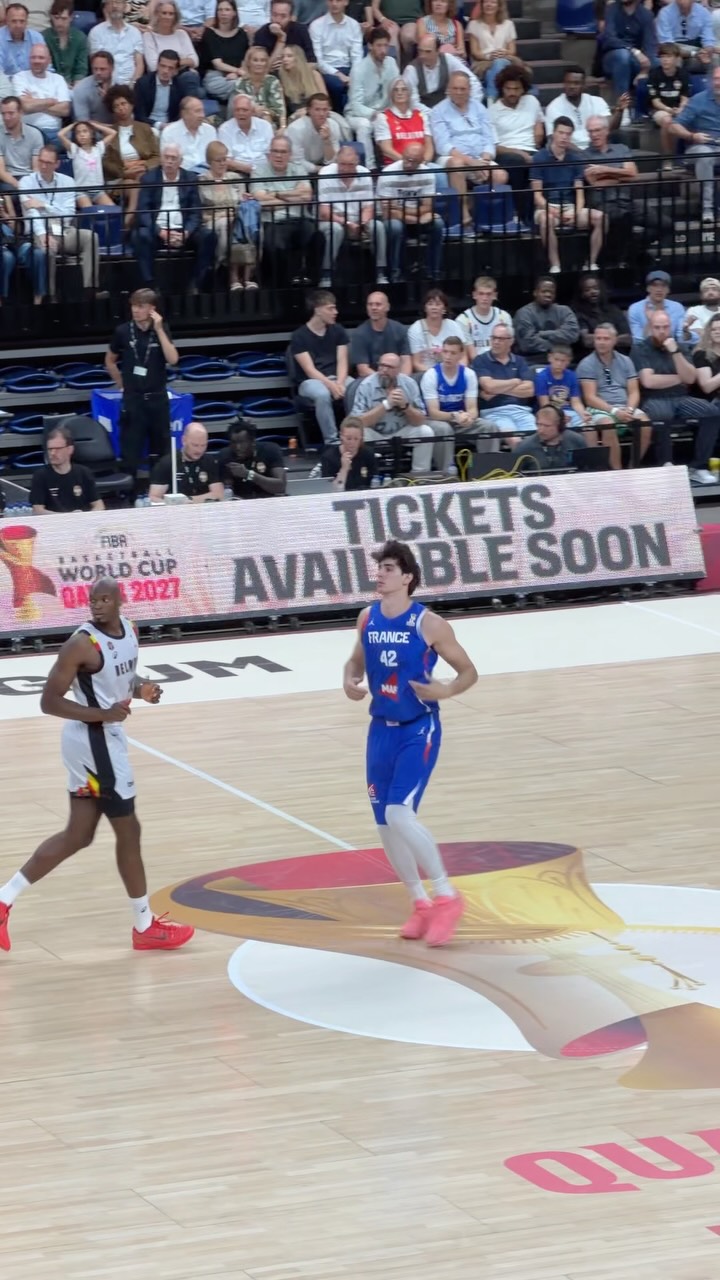 Bienvenue chez les Bleus 🇫🇷

Suivez la rencontre en direct sur BeIN Sports 3 📺

#PassionnémentBleu #BELFRA #FIBAWC