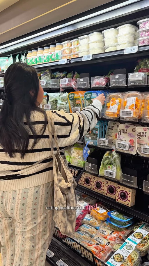 Healthy eating, but make it easy 🌱

This year, I’m keeping things simple and adding more nourishing ingredients into meals I already love. GoodLeaf Intensely Arugula Microgreens has been my go-to for eggs, avocado toast, sandwiches, pasta, and even pizza. 👩🏻‍🍳✨

The best part? They contain up to 166x more nutrients than mature veggies and are so simple to add - just grab, sprinkle, and enjoy! 🧚🏻

@goodleaffarms 

#ugc #contentcreator #ugccreator #minivlog #reels 
ugccreator, food ugc, food content creator, toronto, canada creator, toronto content creator, yap, ugc creator in toronto, in store ugc