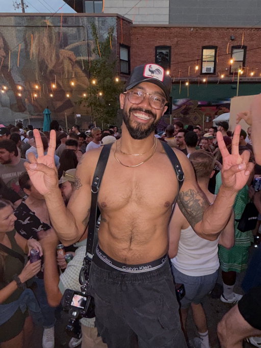 June was kinda crazy ngl 

@whoyoucallingsissy

End of Do West Fest w @contentday.ca

@buddiesto x @haveahornyday

Taste of Little Italy w @trackandfieldbar

@holtrenfrew Pride Celebration w @heyminhiwang

Pride Kick-Off w @vitaly

Your house party could never @thirdeye.wav

Pride Brunch at @bellwoodsbrewpub

@icebergvodka x @thedrakehotel x @bodega_pr

Slur w these pretties @viktorpeters + @theemidas

Birthday Brunch w the Birthday Boy @ethan.kratz at @abrielleto

@riley_riffel x @snackhouse.to

Eating down w @itspeprally x @gayrights.to

Riiiiiiiight @piccolo__caffe

Smooches @nathanvictor

Peep the front flip into a spliiiiiiit

@ashasheikh_ is the A in LGBTQIA+