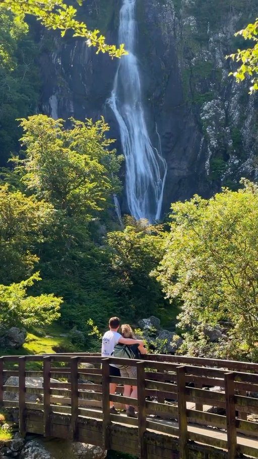 Did we just find the real life Shire? 🌿✨

(FOLLOW @lockdownmadeustravel for more adventure travel and magical weekend escapes) 

This hidden waterfall tucked beneath the mountains feels like it’s been lifted straight from Middle earth 😍

The kind of place where you half expect a Hobbit to wander past at any moment. 🍃

📍 Aber Falls, Snowdonia National Park, North Wales 🏔️

If fantasy worlds were real, they’d probably look a lot like this.

Would you add Aber Falls to your Wales bucket list? 💚