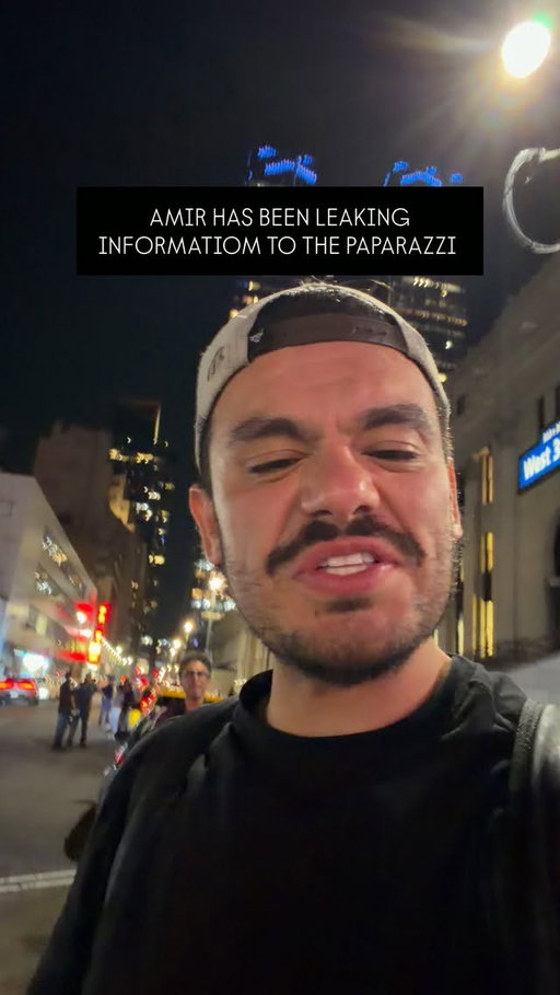 As guest entered their transportation to depart the Swift Kelsey wedding, allegedly a man named Amir was leaking information to the paparazzi. ALLEGEDLY. #TaylorSwift #TravisKelce #Swiftie #NYC #SwiftWedding