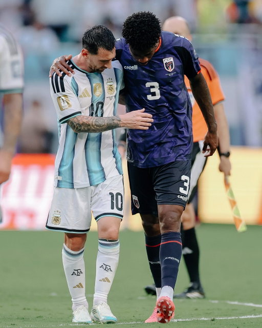 Cape Verde gave Argentina a game, and in return, the Goat gave them respect. Together, they gave us a stone-cold classic. A beauty from Messi to get the ball rolling and probably the greatest extra-time World Cup goal ever from Sidny Lopes Cabral to tie it. And in the end, there was nothing but an own goal between the three-time winners and the debutants.

In one moment, Messi burst Vozinha’s bubble with a stunning finish. In the next, the keeper got his revenge as Messi seemed destined to score. Vozinha has been one of the unwitting superstars of the World Cup, and one of his final acts was to reveal a side to Messi that only players get to see.

He said: “I went up to Messi after the game. He hugged me and said, ‘You are great. Your people should be proud of you.’ That was incredible. Hearing words like that from someone like Leo Messi means a lot to me. I thanked him and said, ‘Thank you, Leo. You are the best.’ I asked if we could swap shirts. Leo said he would give it to me in the tunnel after the interviews. Moments like this remain engraved in your heart forever.”