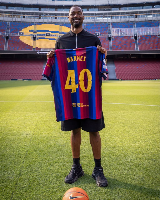 From the NBA Finals... to Spotify Camp Nou! Welcome to the best stadium in the world, Harrison! 👋💙❤️